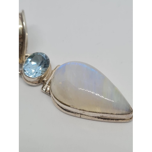 308 - Moonstone Silver Pendant with Topaz, 12.8g