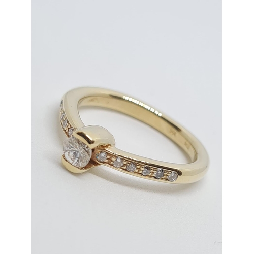 515 - 14ct Diamond Ring, .40ct Diamond, 3g, Size N