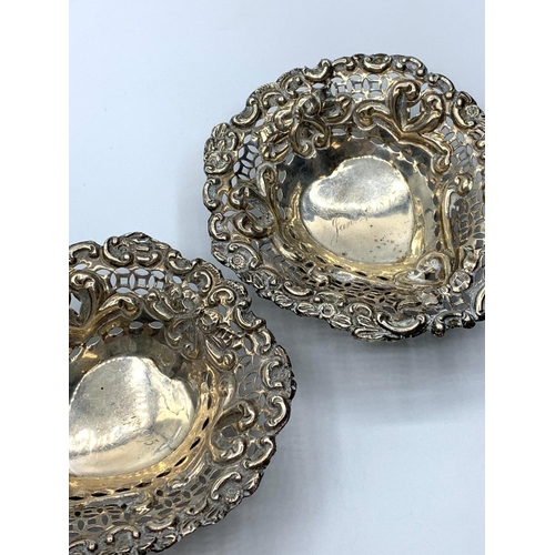 523 - Pair of Bon Bon Dishes, 1895, 73.2g