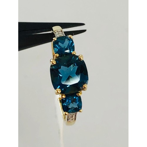 792 - PJL154 - 14k gold ring with London topaz 2.50cts; size R; 2.6g