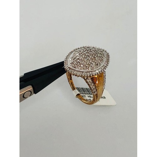 798 - PJL279 - 9k gold cluster ring/0.50cts diamonds; size P; 5.1g