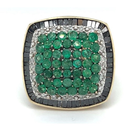 801 - 10K YELLOW GOLD EMERALD AND DIAMOND RING, WEIGHT 8.1G AND SIZE N (DCR01)