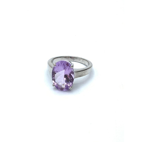 679 - 5.6 Cts Amethyst Ring. In 925 Sterling Silver