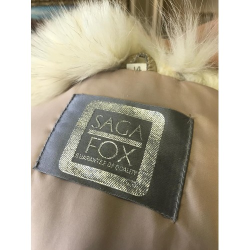 451 - Vintage Arctic Wolf Fur Coat, 72cm back seam length size 14