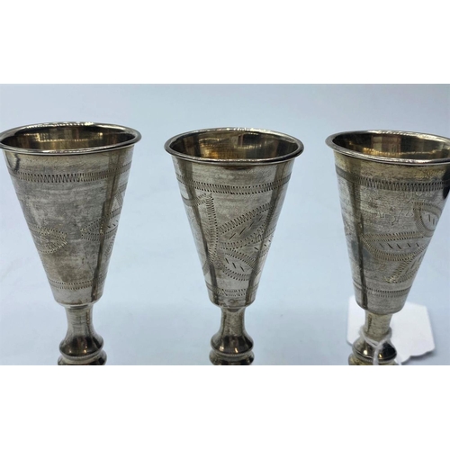 207 - 3 x H/M silver Kiddish GOBLETS made in Birmingham 1914.  71.5g , 8.5 cm.