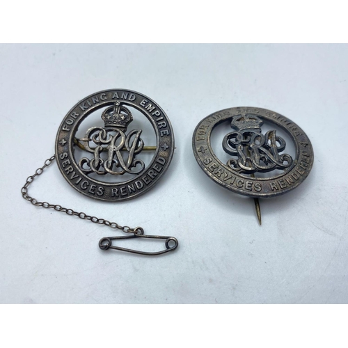 357 - 2x WW1 Silver Wound Badges