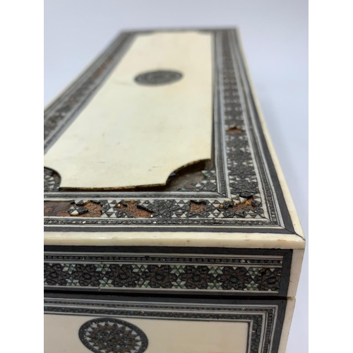 71 - Victorian Anglo-Indian ivory trinket box, 26x10cm some age related marks