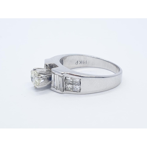 5 - 18CT DIAMOND RING WITH 0.40CT CENTRE STONE PLUS 1.30CT APPROX SHOULDER STONES (TOTAL 1.70CT), WEIGHT... 