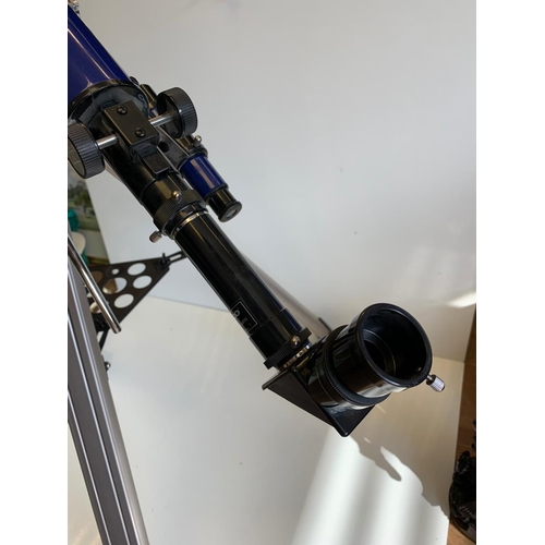 84 - Tasco telescope on tripod, galaxsee skywatch model complete with instruction booklet and C.D (AF)