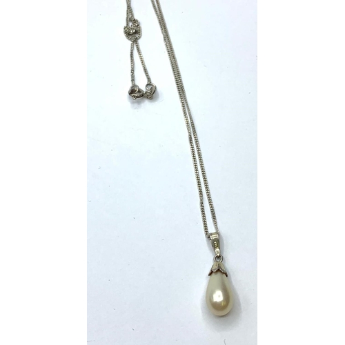 375 - Sterling Silver Pear shape pearl pendant necklace.