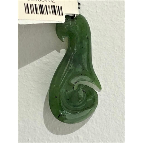 606 - Nephrite pendant , weight 4.14g