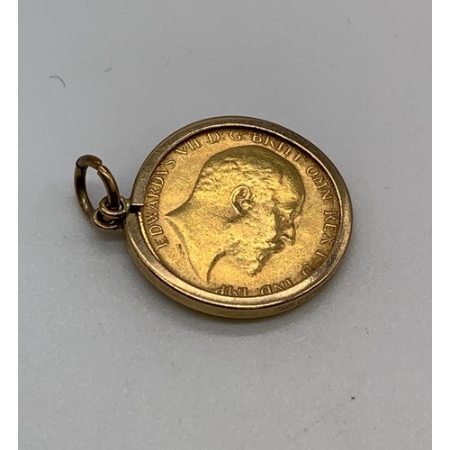 78 - Edwardian 22ct Gold Half Sovereign in 9ct Gold Pendant setting 5.07g