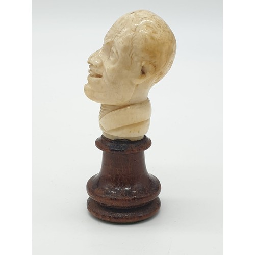 189 - 17th century ivory carved European seal, 8cm tall