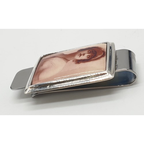 192 - Silver money clip with portrait of Isadora Duncan, weight 23.5g and 5cm long approx