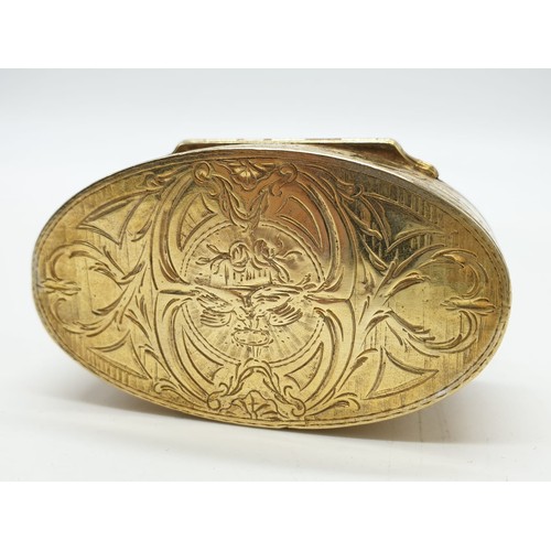 221 - Early European silver gilt patch box, weight 71.2g L6.5cm W3.7cm