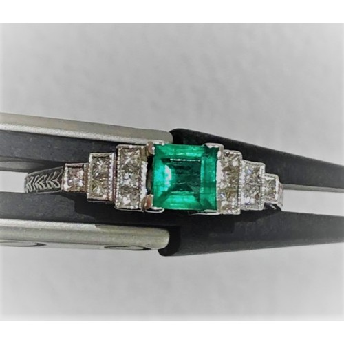 525 - 18k white gold ring with diamonds around 0.18cts and top quality emerald around 0.35cts; 2.58g; size... 