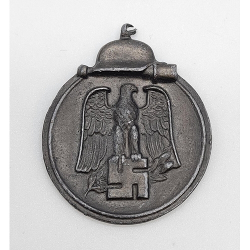 285 - 1941/42 Nazi  Badge / Medal with broken bail