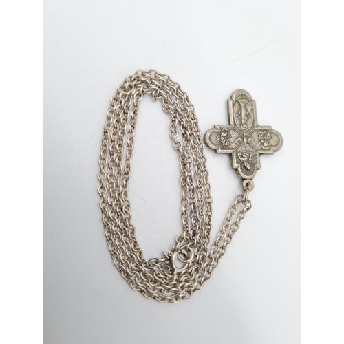 352 - Vintage silver cross set on a 62cm long silver linked chain, weight 9.79g and pendant 3cm long