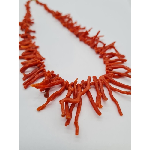 360 - Vintage coral necklace set in yellow metal clasp, weight 27.84g and 46cm long, coral drop at 3cm lon... 