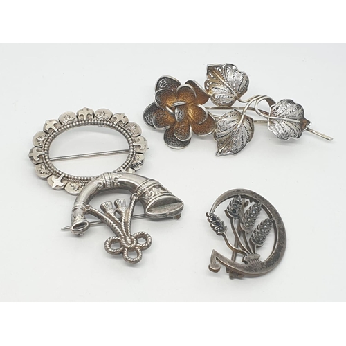 316 - 4x assorted vintage silver brooches, weight 20.21g (4)