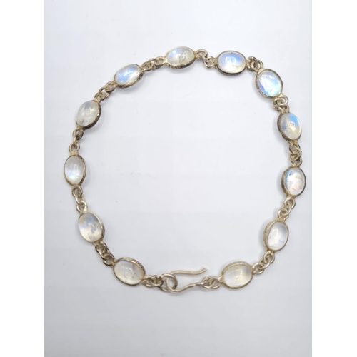 372 - White metal moonstone bracelet, weight 7.3g and 19.5cm long approx