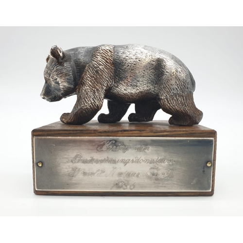 485 - a White Metal Bear Paperweight / ornament 8 x 5 cms