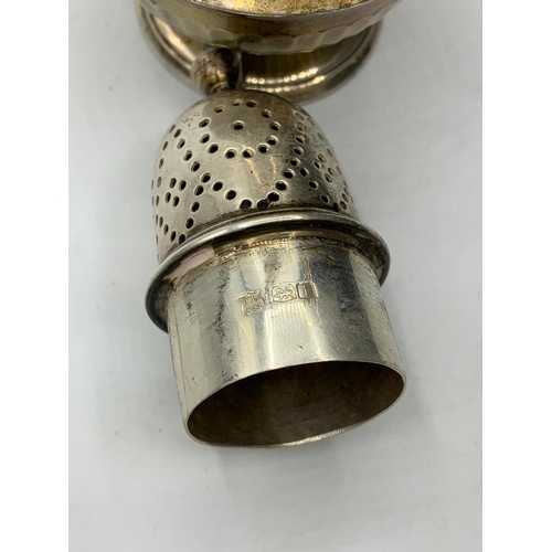 610 - SILVER SUGAR SHAKER 1926 SHEFFIELD MARK