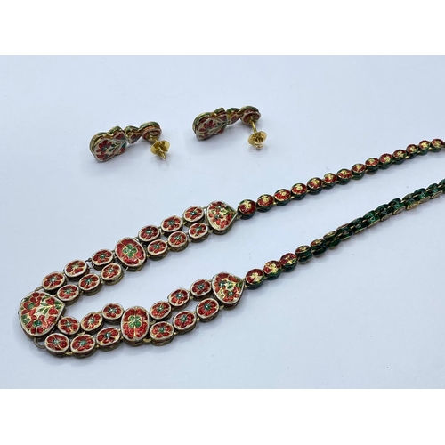 638 - 18k Indian set of Ruby and Rose Diamonds NECKLACE (40cm) and EARRINGS.   68g.