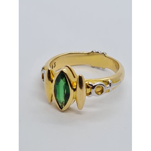 153 - 18CT YELLOW GOLD TSAVORITE RING, weight 6.72g and size L