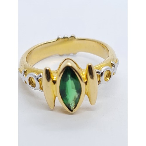 153 - 18CT YELLOW GOLD TSAVORITE RING, weight 6.72g and size L