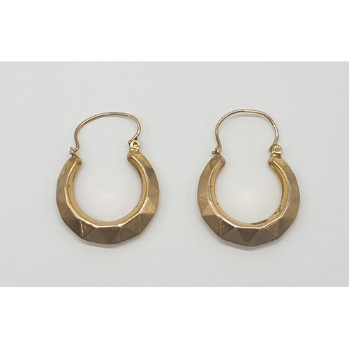 516 - Vintage 9ct gold earrings , weight 1.5g