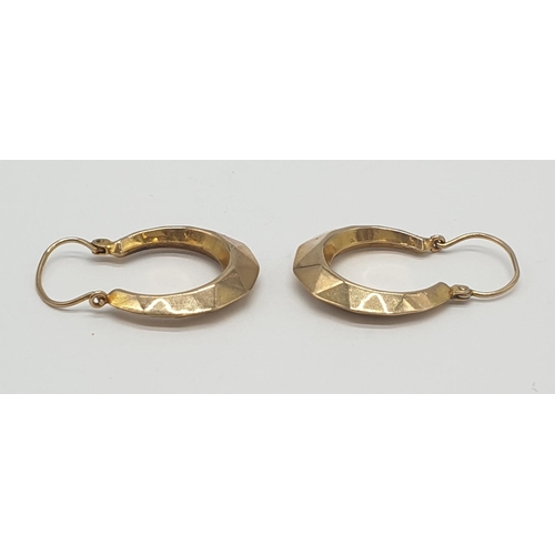 516 - Vintage 9ct gold earrings , weight 1.5g