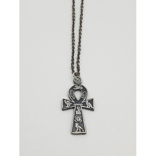 392 - Vintage Silver cross pendant on 40cm long silver chain, weight 5.29g and pendant size 3 x 1.5cm appr... 