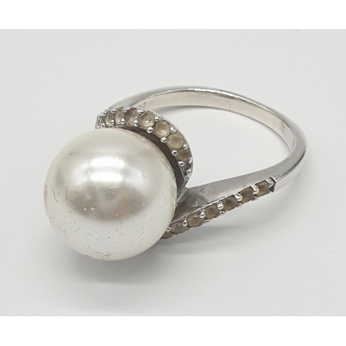 474 - Silver ring with oversized 'pearl' to top and zirconia feature to shoulders, 925 silver original jew... 