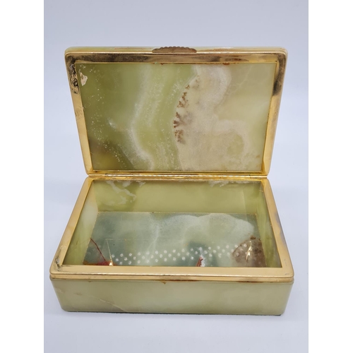 359 - Retro green onyx cigarette box and lighter.