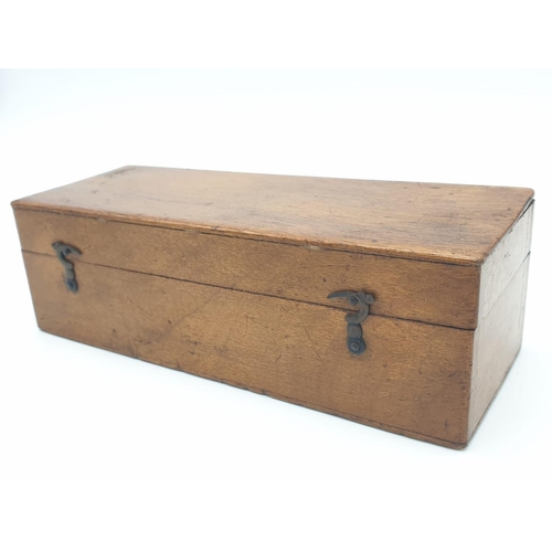 555 - 2x wooden Victorian instrument cases, 17 x 6cm