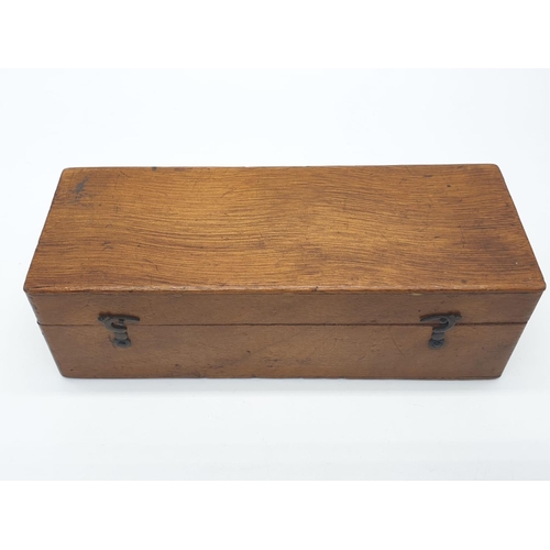 555 - 2x wooden Victorian instrument cases, 17 x 6cm