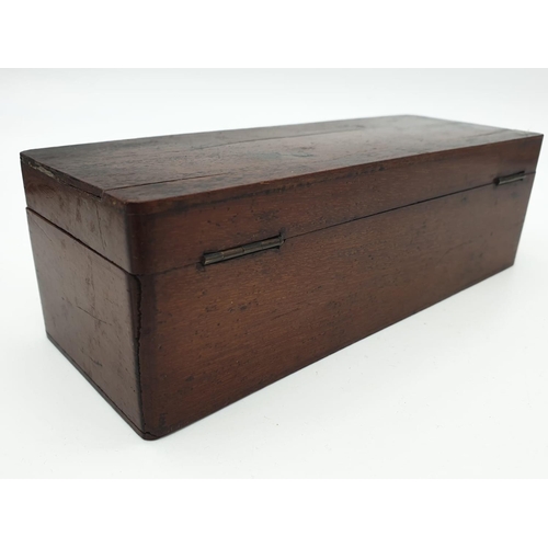 555 - 2x wooden Victorian instrument cases, 17 x 6cm