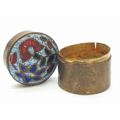 556 - 3x enamelled pill boxes (AF)