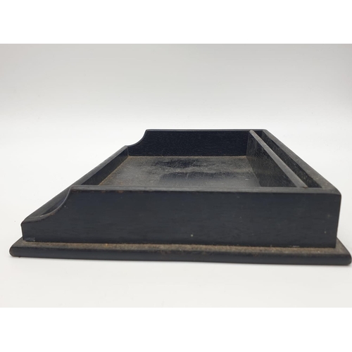 559 - Early Victorian ebony writing set, 25 x 17cm