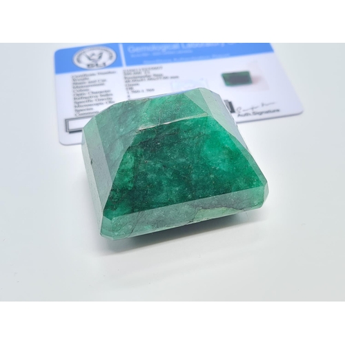 116 - 599ct Rectangular shaped emerald gemstone