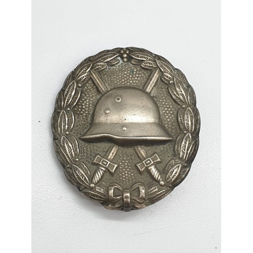 156 - WW1 Imperial German Silver Wound Badge. Awarded for being wounded 3-4 times.