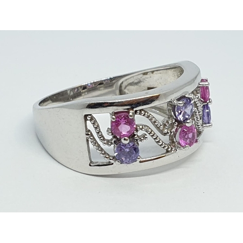 146 - 9ct White Gold Modern Ring with Amethyst and Pink Rubies, 4.5g size S