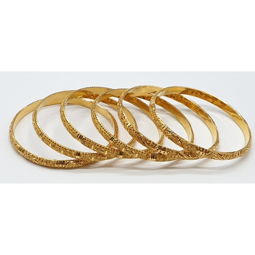 194 - Set of 6x 22ct yellow gold bangle with decorated filigree work, weight 77.1g and 6.5cm wide approx