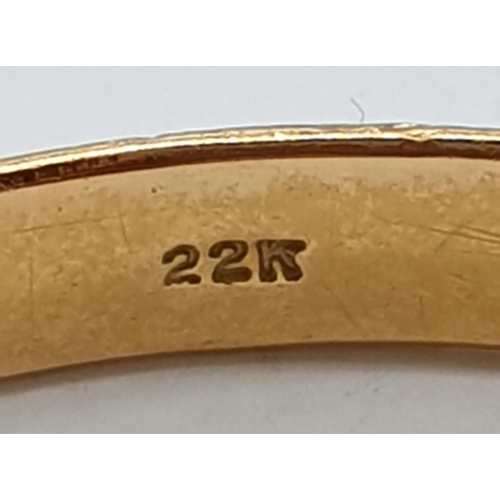 204 - 22kt yellow gold bangle, weight 50.2g and 7cm diameter approx