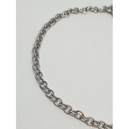 121 - 9ct White gold belcher bracelet. Weight 2.8g, 9cm long.