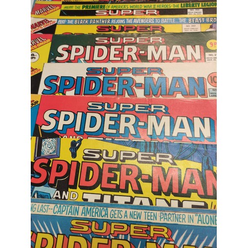 43 - 29 x Marvel comics. 1977 Super Spider-Man and the Titans.