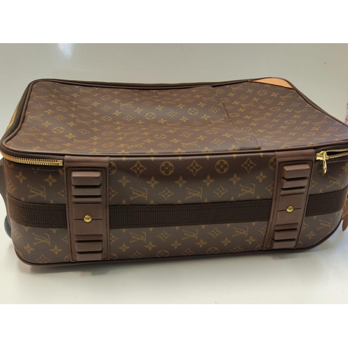 117 - Louis Vuitton, Pegase 55 Cabin Suitcase in brown monogram. Excellent condition. 60cm high.