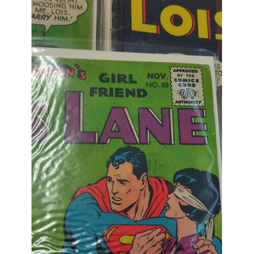 152 - 11 editions of Vintage Louis Lane DC Comics. 1966.