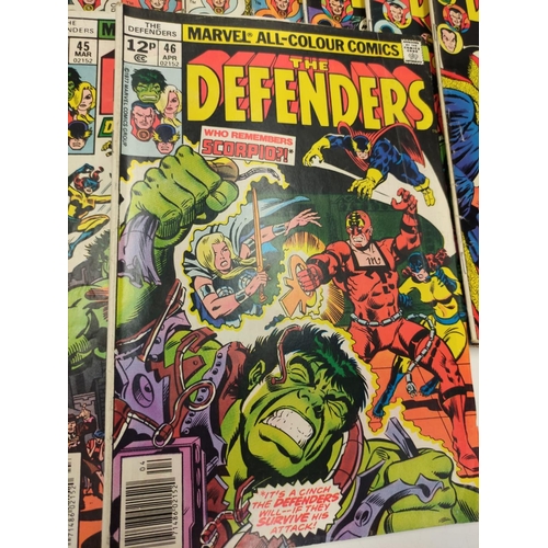 148 - 15 editions of 'The Defenders'. 1970's Marvel Comics.